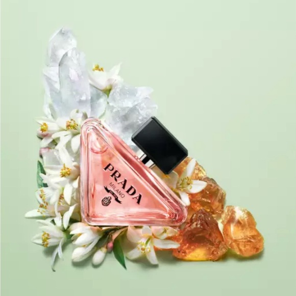 Prada Paradoxe Eau De Parfum MINI .23oz New With Box - Picture 4 of 7